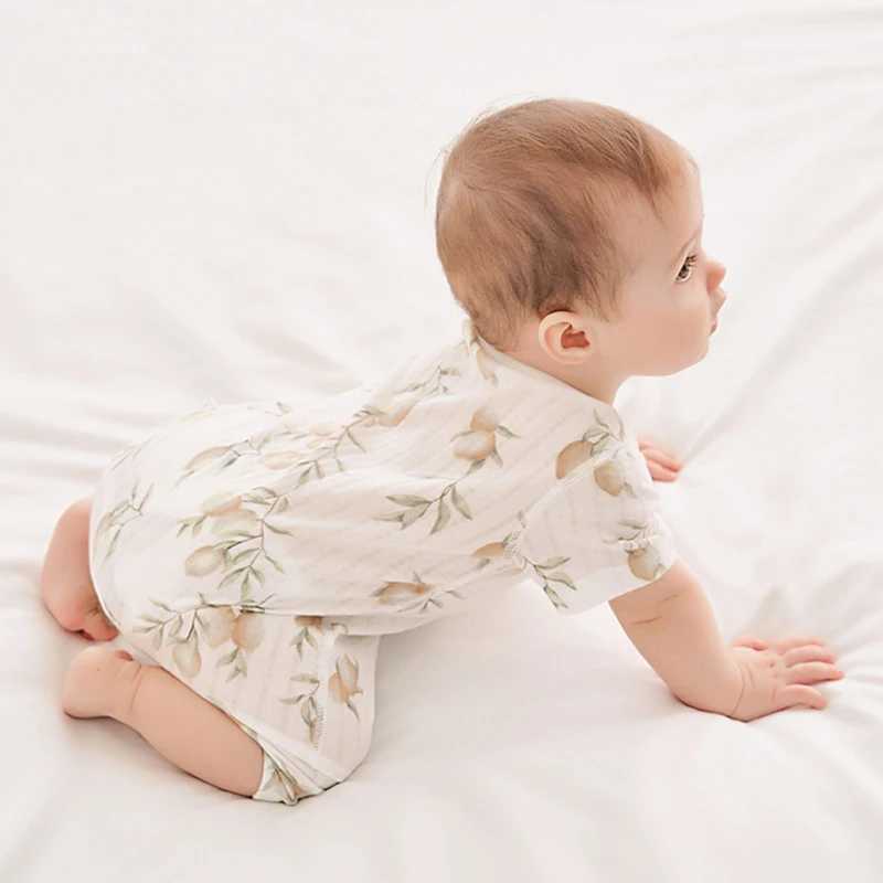 Rompers 2024 Letnie ubrania dla niemowląt noworodka dla dzieci dziewczęta kreskówka cienki romper krótki rękawie dla malucha H240425