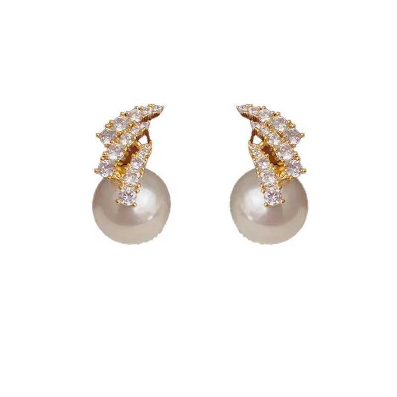 Dangle Chandelier Vintage Crystal Zircon Pearl Stud Earrings For Women Exquisite Elegant Arc Temperament Earrings Wedding Jewelry Premium Gift