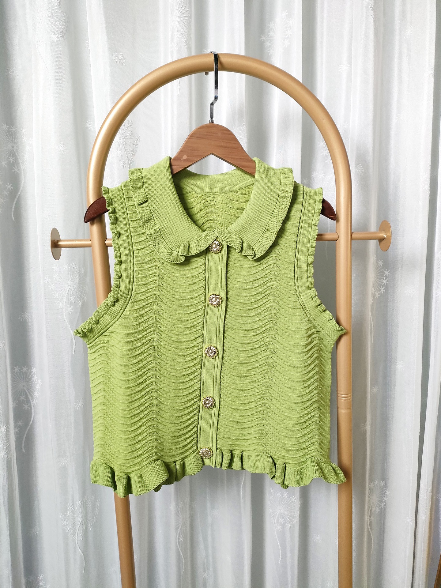 416 2024 Printemps Summer Two Pieces Sets Crew Necy Empire Green Cardigan sans manches Empire Jupe courte Ruibin