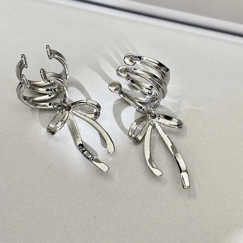 Charm 2024 New Kpop Silver Color Ribbon Bowknot Ear Clips For Women Sweet Pink Zircon Non-Piercing Ear Cuff Aesthetics Jewelry Gift