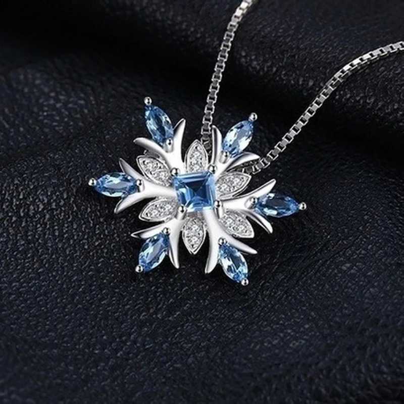 Pendant Necklaces Exquisite Fashionable Income Blue Snowflake Jewelry Lady Necklace Santa Snowflake Lucky Guardian Pendant Halloween Auspicious