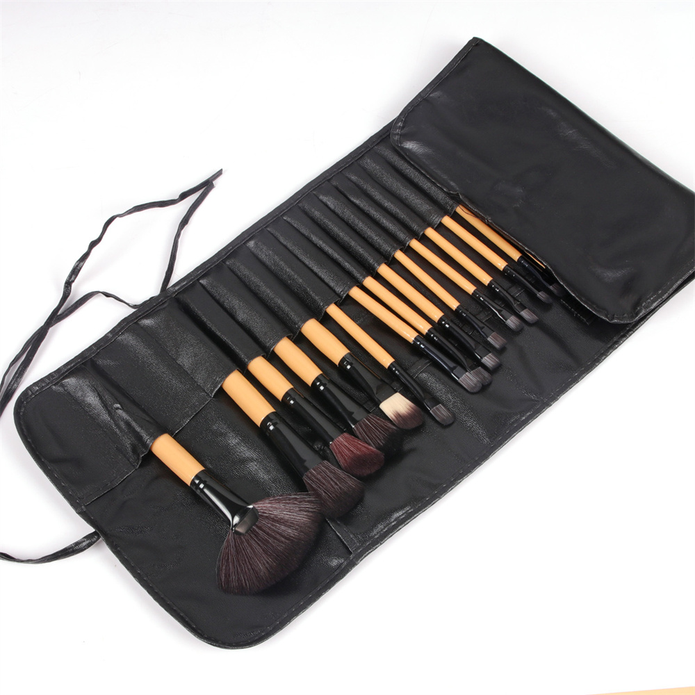 / Set Tools Professional Makeup Tools Brushes Couleur en bois avec sac en cuir Cosmetics Kits de maquillage