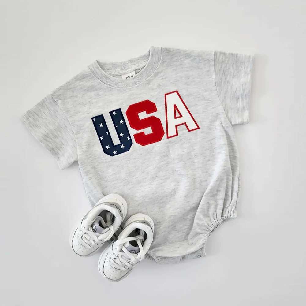 Conjuntos de roupas Ins 2023 crianças de meninos dos EUA T-shirt Stripe Star Stripe + Shorts Conjunto de roupas de meninas de manga curta