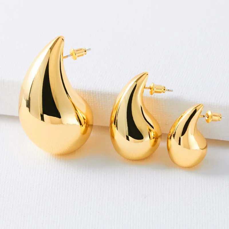 Dangle Kronleuchter Vintage Gold Farbe glänzende Wasserabfallstud