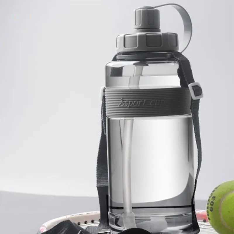 Gobelers 2l grande capacité en plastique bouteille d'eau chauffage et tasse de sports résistants à l'extérieur fitness camping paille de paille H240425