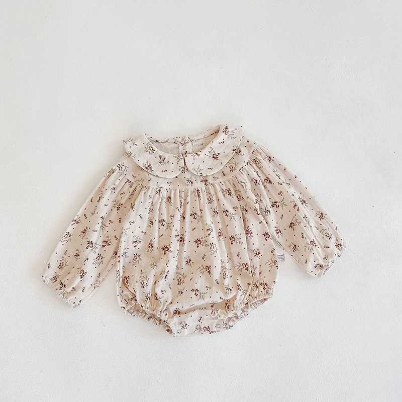 Rompers baby flickor kläder baby långärmad bodysuit blommig koreansk stil baby en bit h240425