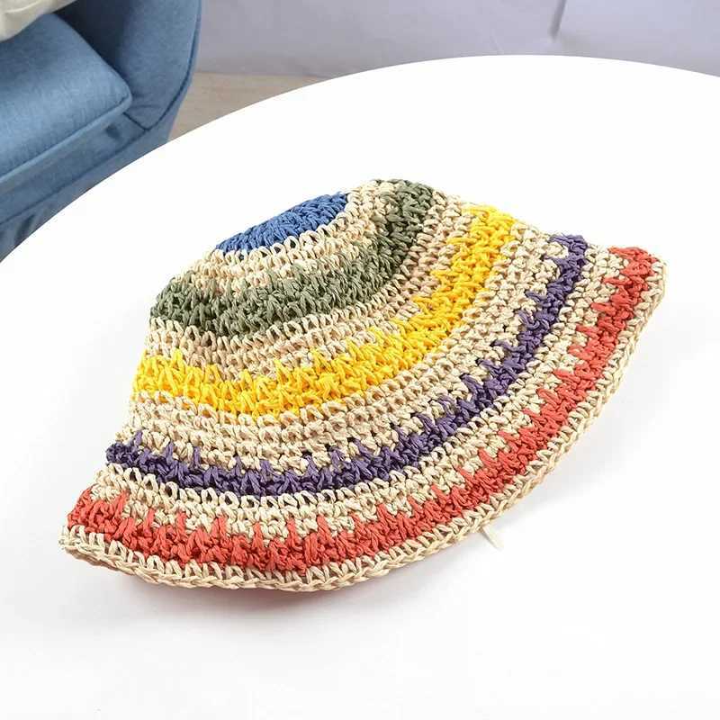 Szerokie czapki Brim Hats Hats Nowy w stylu koreański wielokolorowy Solor Sun Crochet Hat do podróży na plaży i wakacje ręcznie robione Str Hat J240425