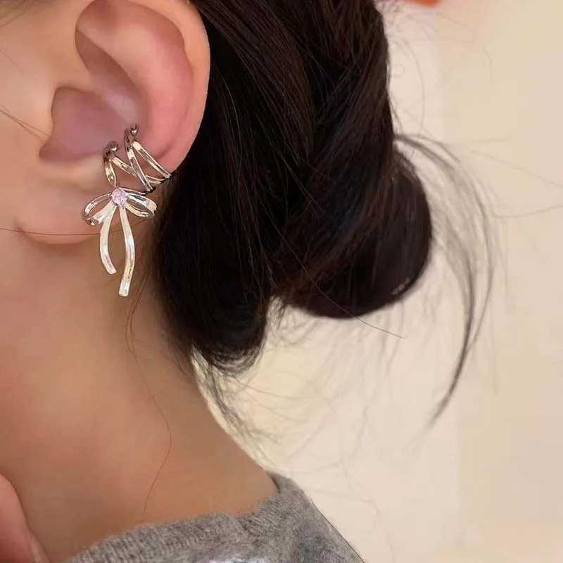 Charm 2024 New Kpop Silver Color Ribbon Bowknot Ear Clips For Women Sweet Pink Zircon Non-Piercing Ear Cuff Aesthetics Jewelry Gift