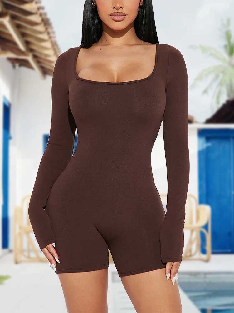 Jumpsuits für Frauen ROMPER 2024 Frühling/Sommer Neue Frauen Lange Slave Overall Shorts Long Slave sexy ultra-dünn U-Neck Jumpsuit Y240425