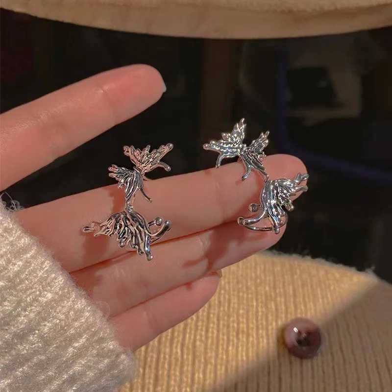 Charm Punk Metal Liquid Butterfly Ear Clip Earrings for Women Fashion One Piece No Piercing Ear Bone Clip Ear Cuff Jewelry Gifts