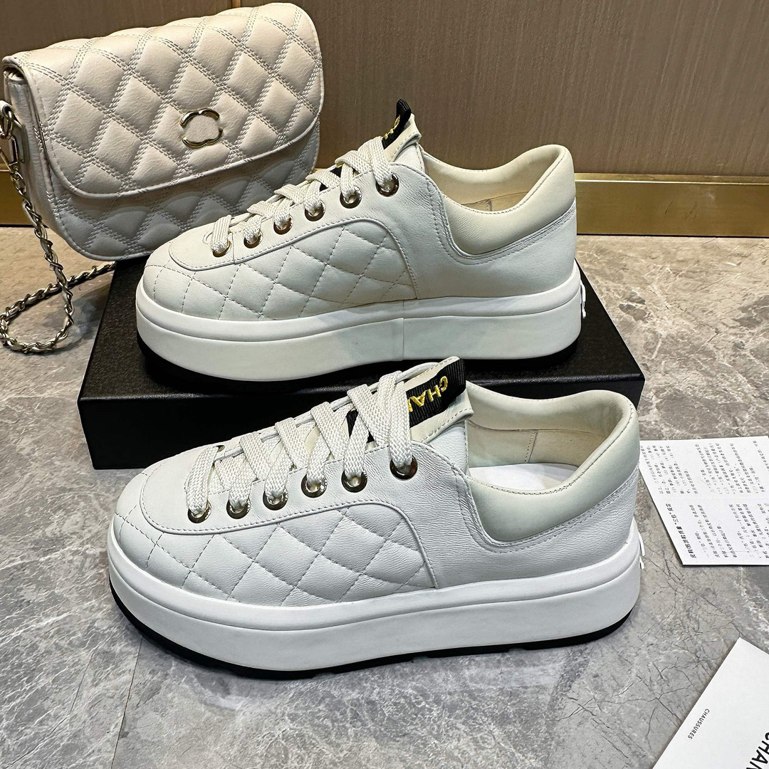 Platform dames designer schoenen witte chaussure luxe dames sneakers lederen klassen bordvormige met doos waterweerstand lichtgewicht