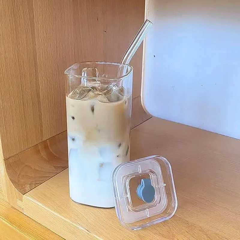 タンブラー四角い耐熱性コーヒーグラス蓋付きとストロー透明ミルクティージュースカップホームバー飲料H240425