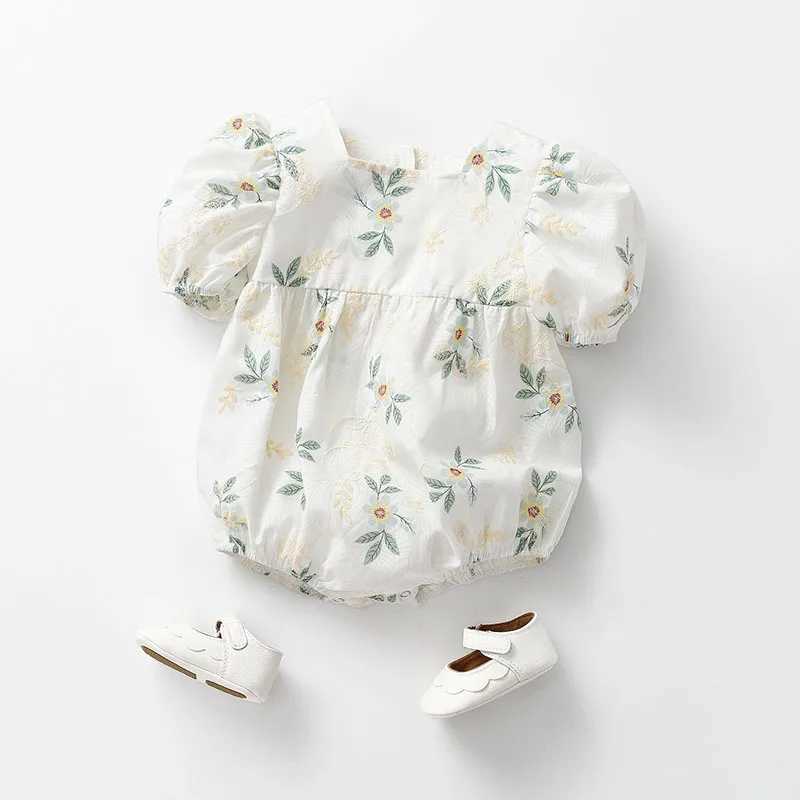 Rompers Summer Baby Bodys Sucts Pouffle Baux-petits Girls One Piece Flower Baby Girls Vêtements H240425