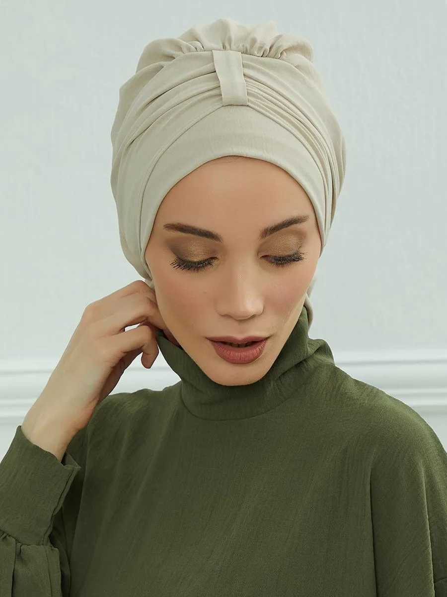 Hijabs Muslim Instant Instant Turban Pure Stretch Hijabs Interior para Caps Pronto para usar lenço de cabeça para mulheres sob o capô D240425