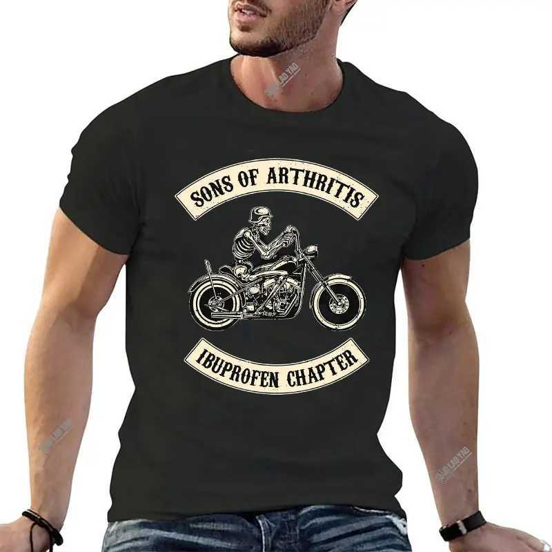 T-shirts masculins Nouveau fils avec arthrite ibuprofène chapitre Old Biker Motorcycle sur le dos Men Tshirt vintage drôle Design imprimé T-shirt modal Tops T240425