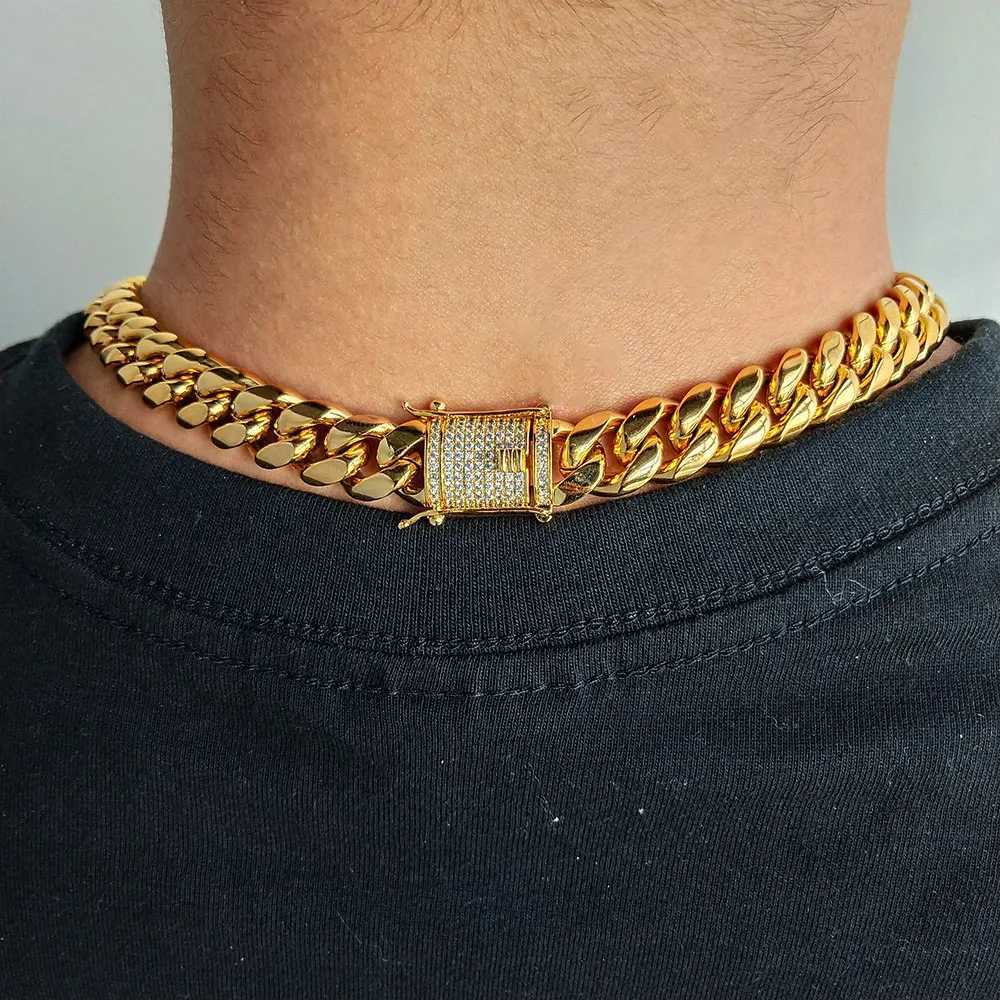 STARDS HIP HOP TRIPLE Geplaatste roestvrijstalen sieraden Ice Cardena Hombre Miami Cuban Chain ketting 240424