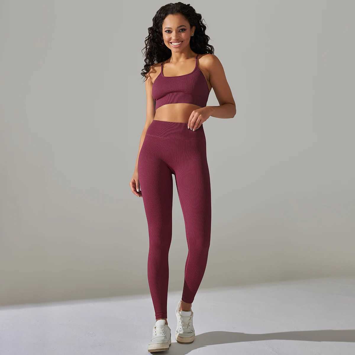 Tracce femminili da donna senza cuciture senza soluzione di continuità di abbigliamento sportivo yoga set di gambe in palestra ad alta gamba palestra set di fitness set acido lavato Activity Suit 240424