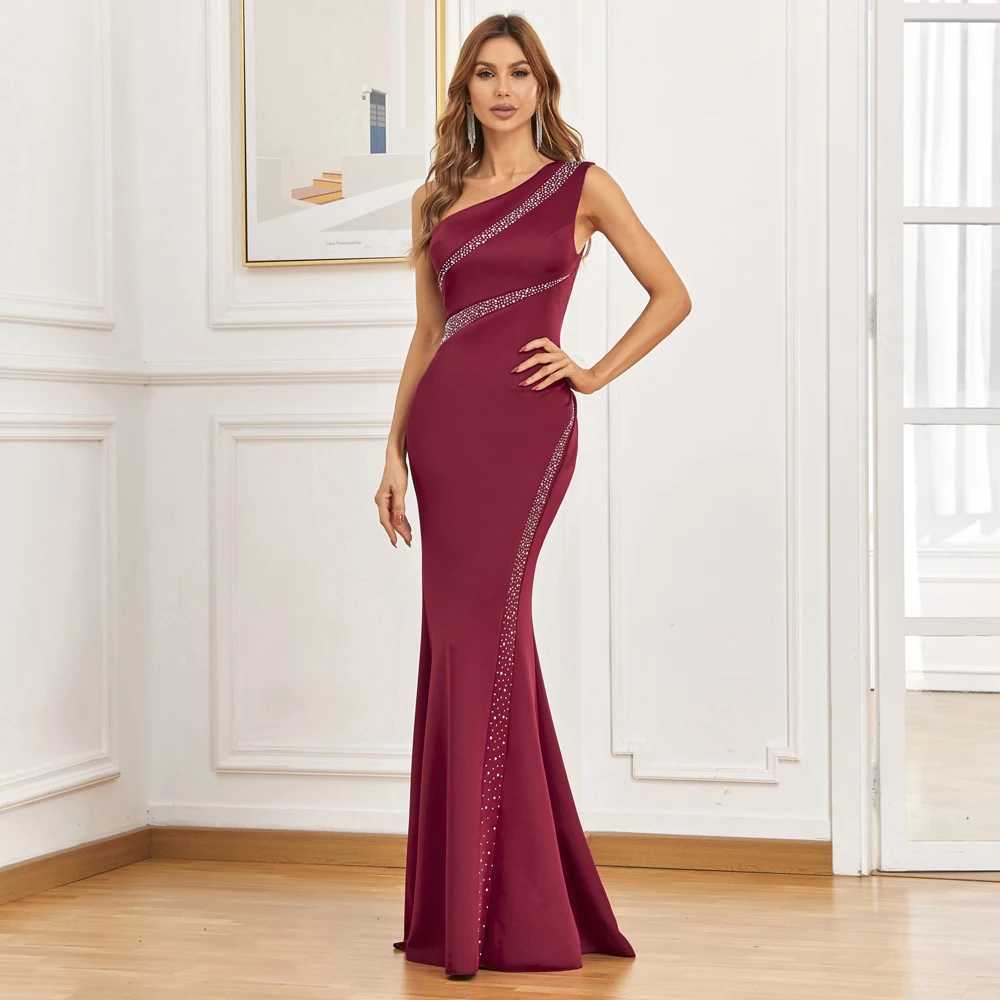 Runway Dresses YIDINGZS Elegant One Shoulder Burgundy Evening Dress Women Soft Satin Crystal Party Maxi Dress Long Prom Dress 18598 Y240426