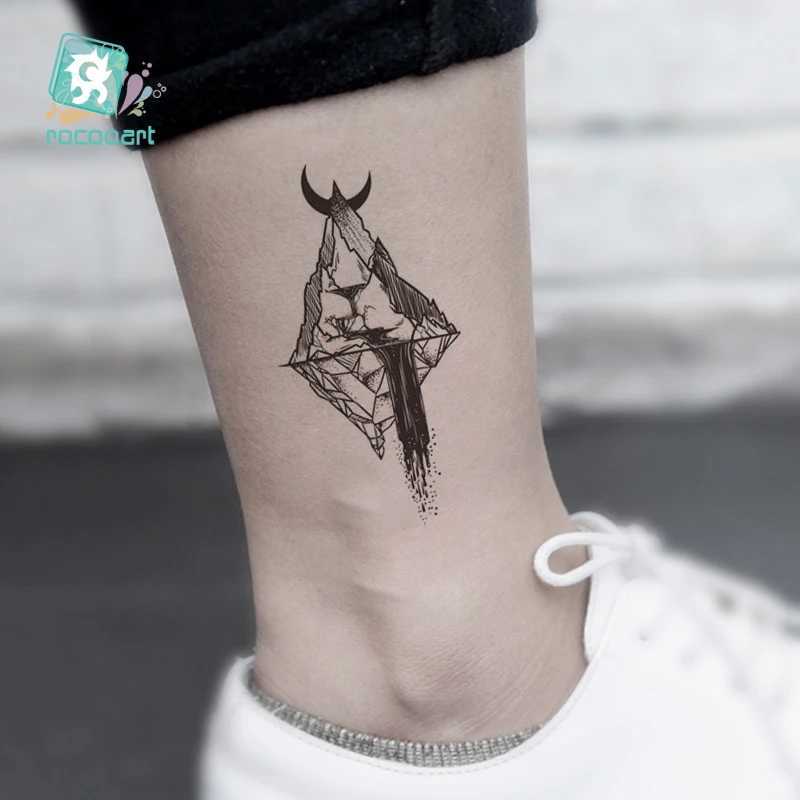 Trasferimento tatuaggio Planet Sun Mountain Pine Tree Temporanei Tatuaggi Adesivo Triangolo Wat Tattoo Body Art ARM Nero Piccolo Tattoo Falso 240426