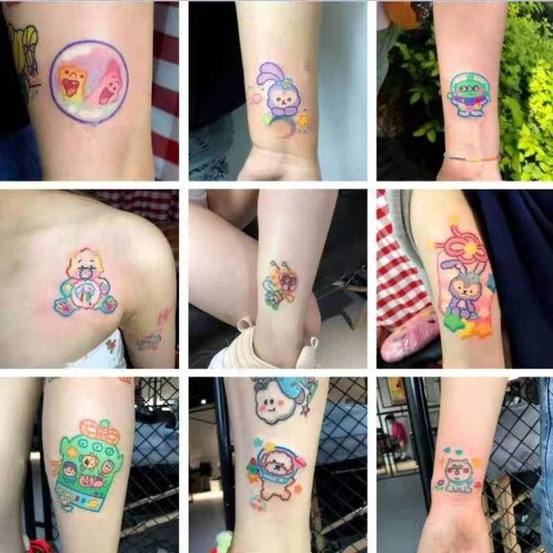 Tattoo -overdracht 30 stccartoon kleine tattoo stickers set vrouwelijke kinderen waterdichte schattige beer konijn kunst nep tattoo arm sleutelbeen tattoo tool 240427