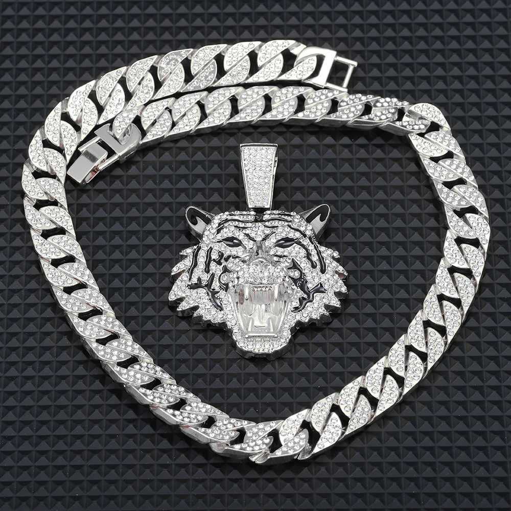 Strands Exquisite Tiger Head shaped Pendant Necklace and 14mm Iced Classic Cuban Link Chain Fashion Animal Jewelry Fashion Mens 240424