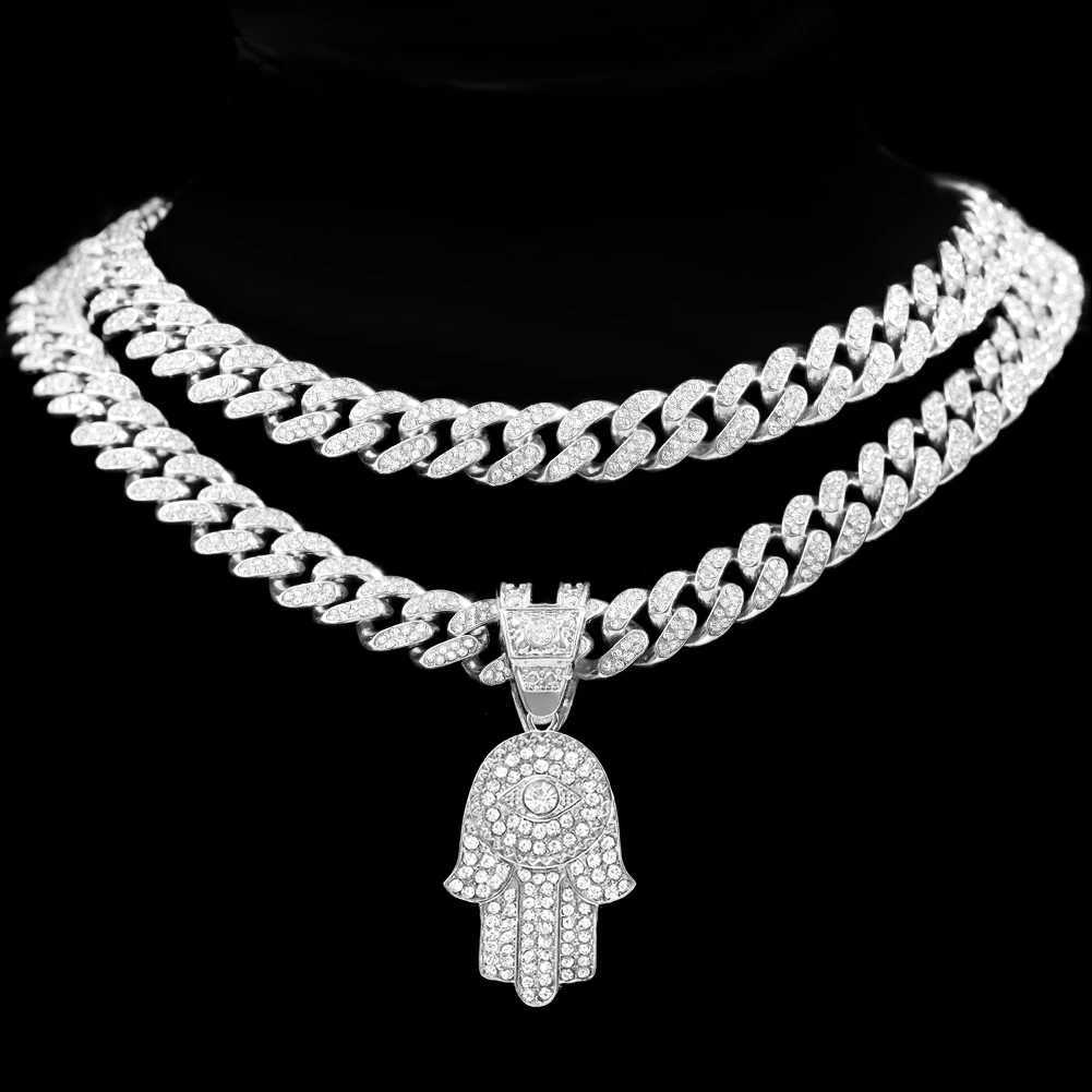 Stands brillant Crystal Hamsa Evil Hand Pendant Zircon Collier adapté aux femmes Collier de chaîne cubaine glacée