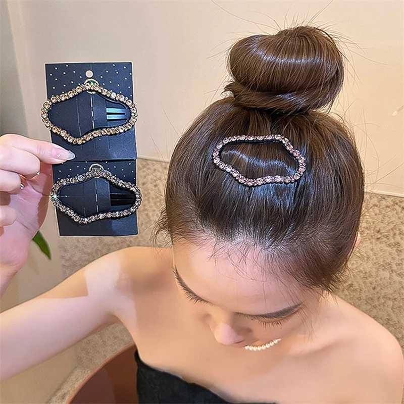 Haarclips Barrettes Nieuwe eenvoudige kleurstïne -strass Y2K Star Pentagram Wave Hair Clips vrouwen