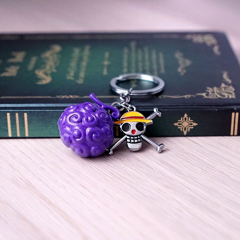 Llavero de una pieza Luffy Ace Law Devil Fruit Behin Chains Metal Chaveiro Keyring Batinga Batinera Juguetes Regalos para amigos