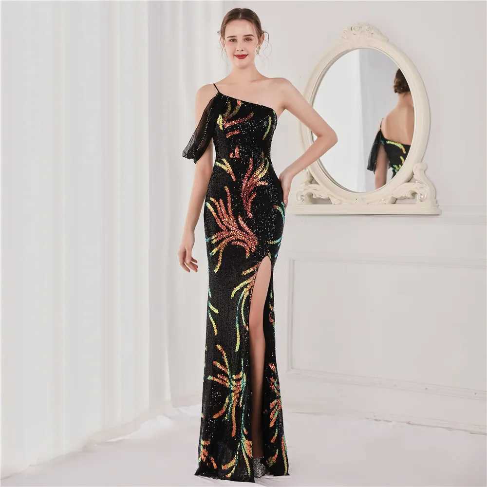 Runway Dresses Yidingzs Women Black Dress Elegant Off Shoulder Slit Sequin Evening Dress 2022 Beads Party Maxi Dress 18637 Y240426