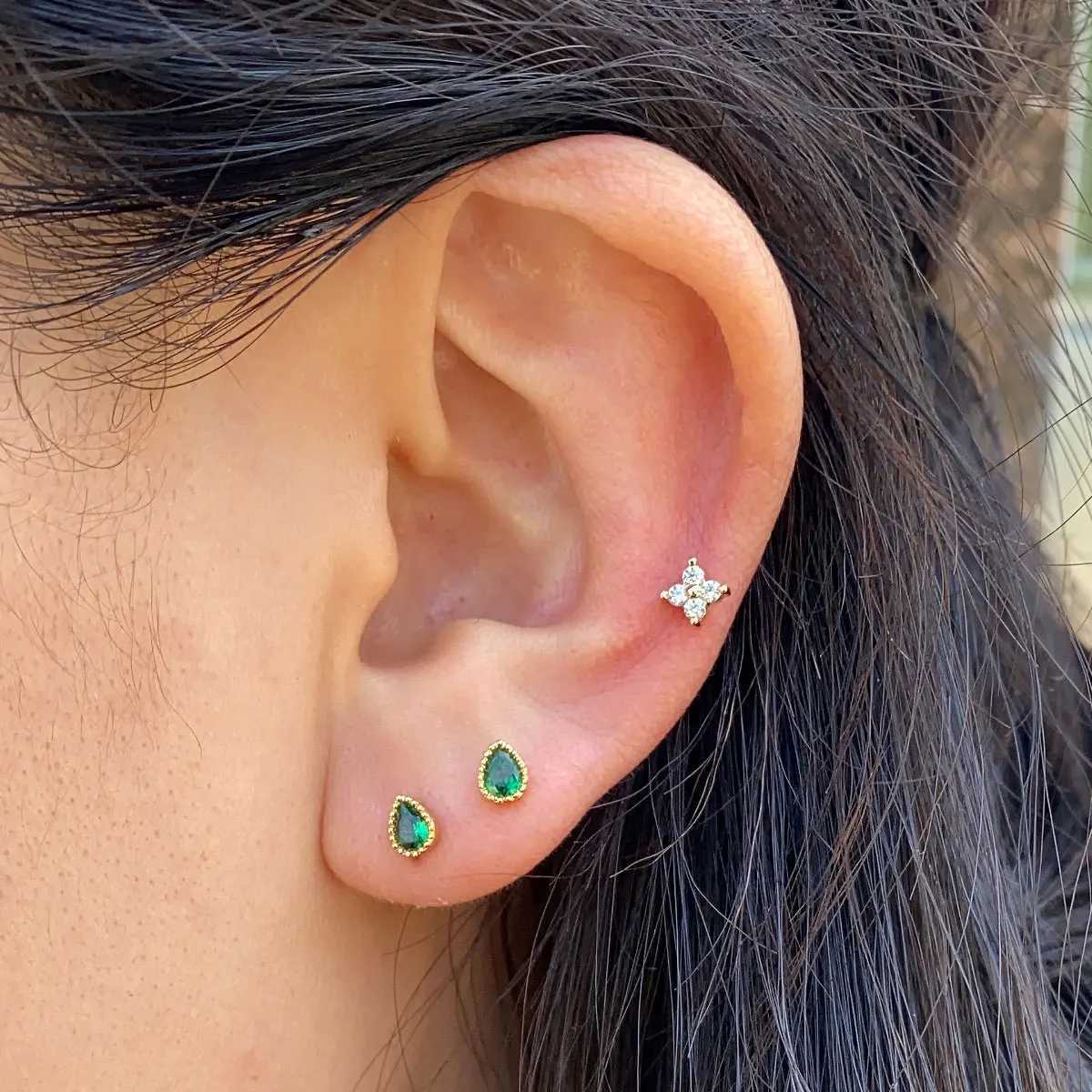 Chandelier en pendaison mignon boucles d'oreilles minimalistes à tampons à eau rouge verts à vis de cristal rouge