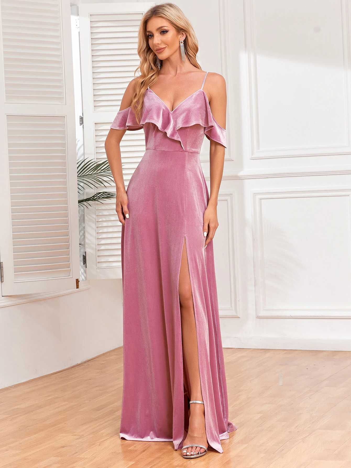 Runway Dresses New Sexy Off-the-shoulder Front Lace Ruffle Slit Long Evening Dress with A-line Hem Velvet Bridesmaid Party Dress Robe De Soire Y240426