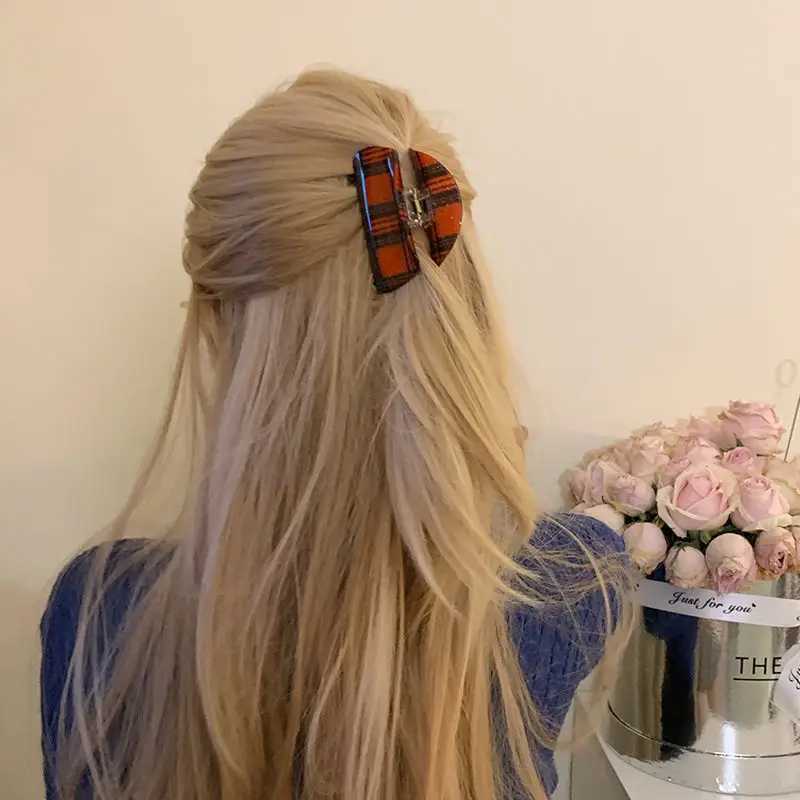 Зажимы корейские блестящие волосы зажимы для женщин с решеткой дизайн когтей для волос темпераменты для девочек аксессуары для волос простые штучки для волос укладки y240425