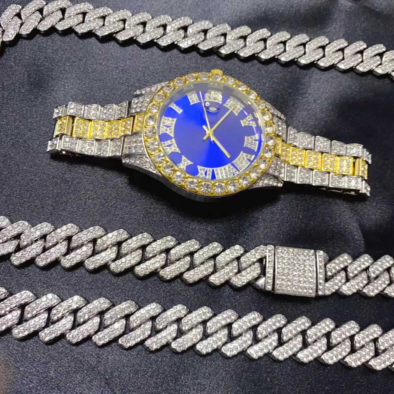 Strängar 3 bitar av män och kvinnor samma hiphop kalenderklocka halsband armband smycken set glittrande guld silver diamant kubansk kedja 240424