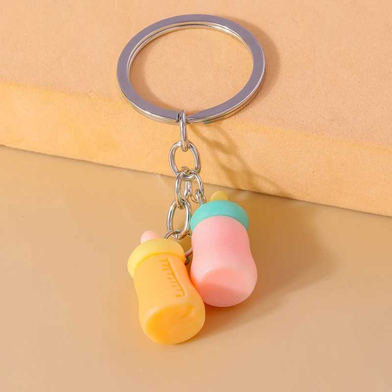 Keychains Lonyards mignon simulé 3d bady feeder infirmier bouteille kelechaines pour femmes hommes clés clés de sac à main pendentifs clés accessoires bricolage