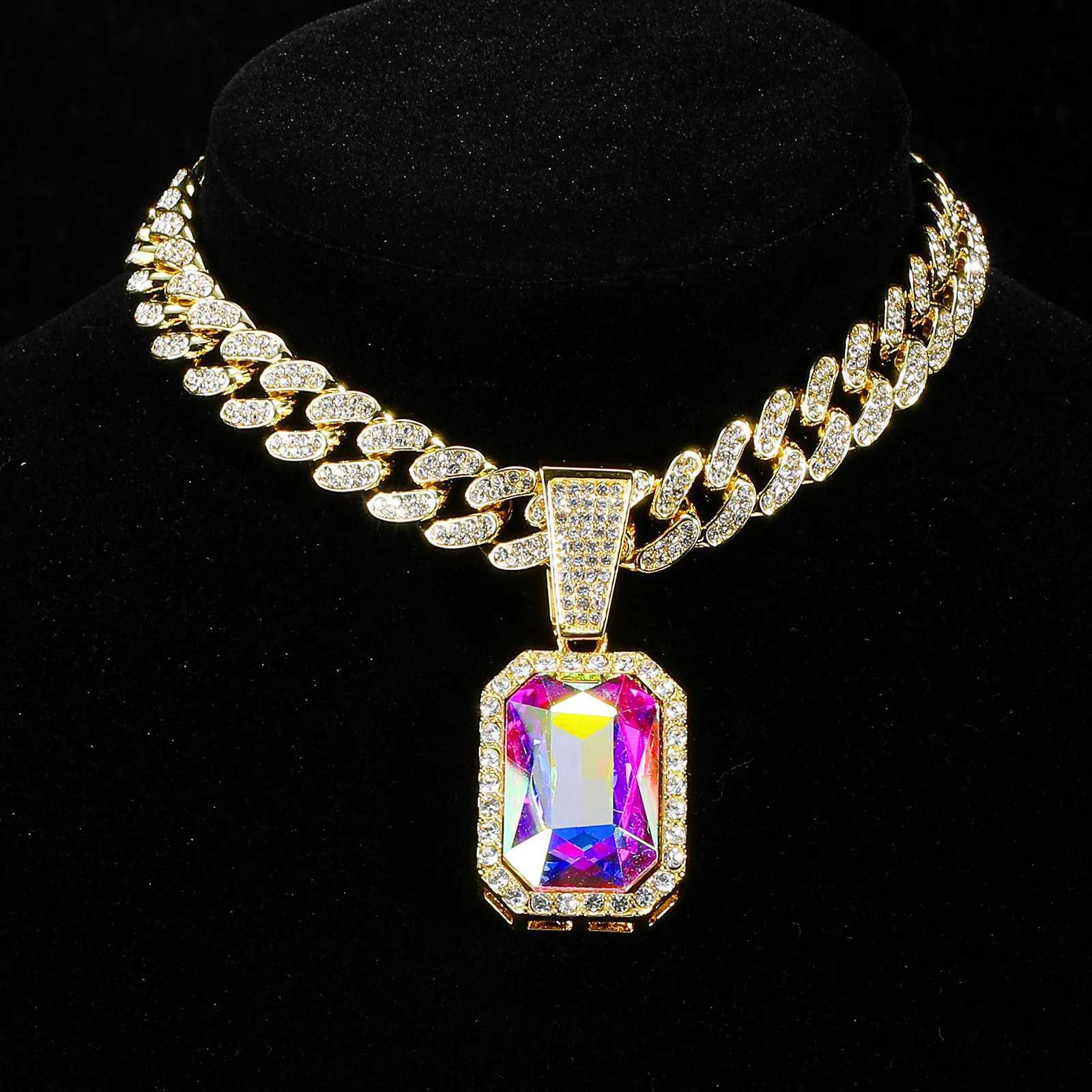 Strands HIP Iced Out Square pendant with 13mm Cuban Link chain rhinestone necklace suitable for men and women rapper jewelry 240424