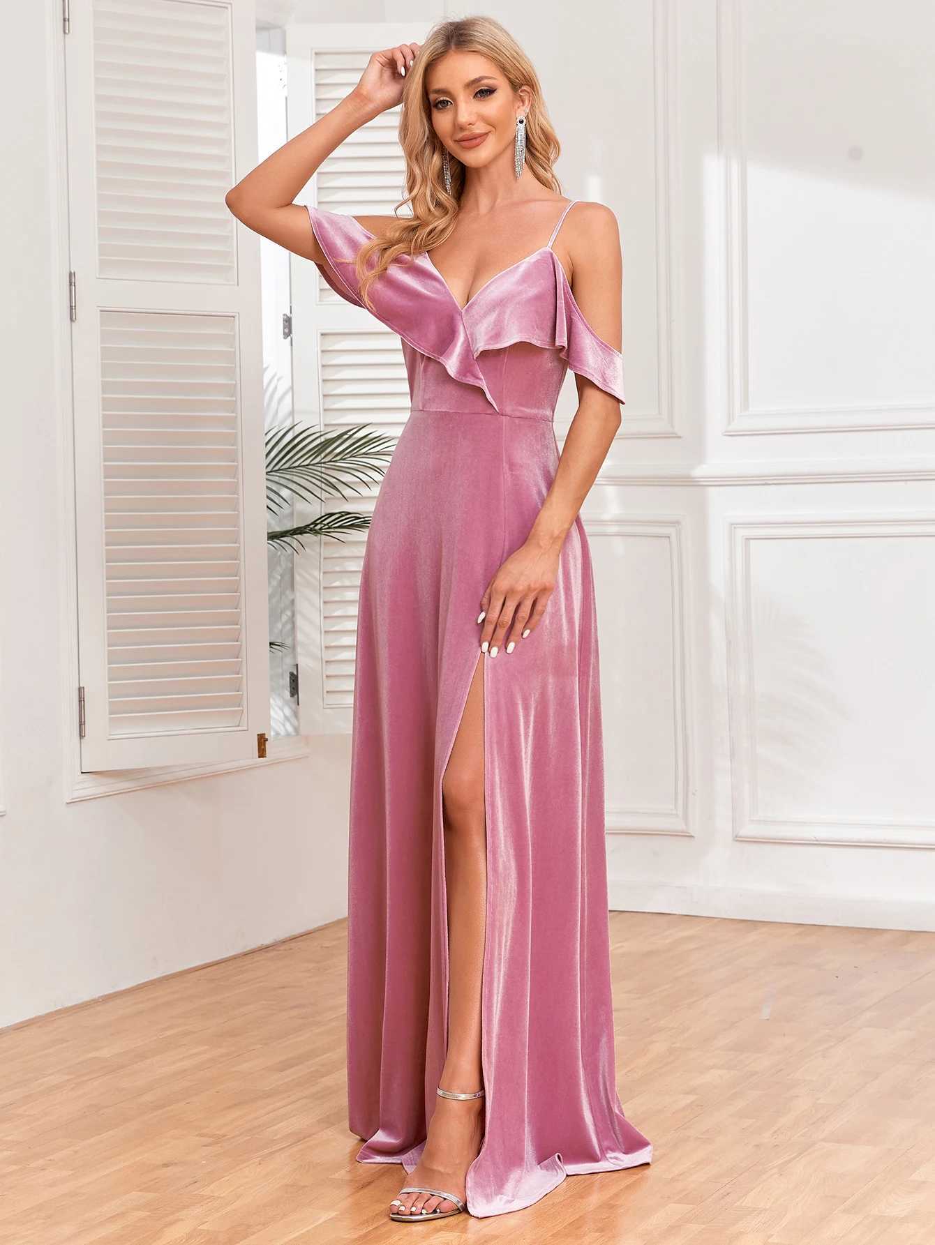 Runway Dresses New Sexy Off-the-shoulder Front Lace Ruffle Slit Long Evening Dress with A-line Hem Velvet Bridesmaid Party Dress Robe De Soire Y240426