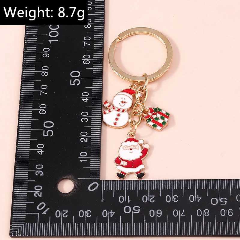 Keychains Lanyards Cartoon Santa Claus Kelechains ENAMEL CONDIONNEMENTS SNOGE CONDIONNE