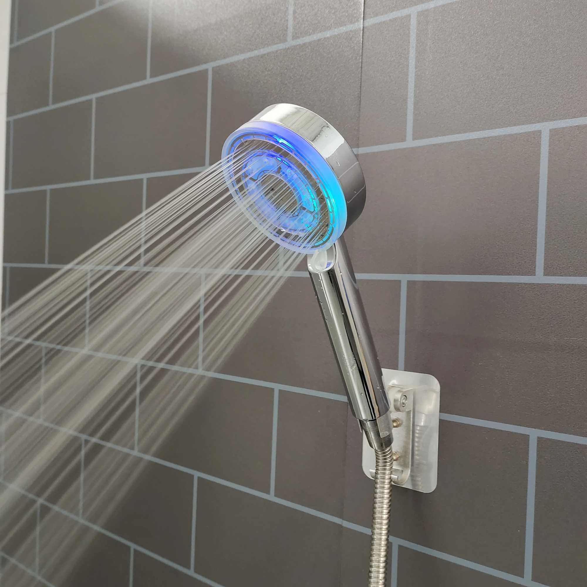 Pays de douche de salle de bain Nouveaux 5 modes grandes couleurs 3/7 Changement de température Capteur à LED Filtre de douche à LED Set ACCESSOIRES DE COMPOSION DE SOCIEUR DE BACKE