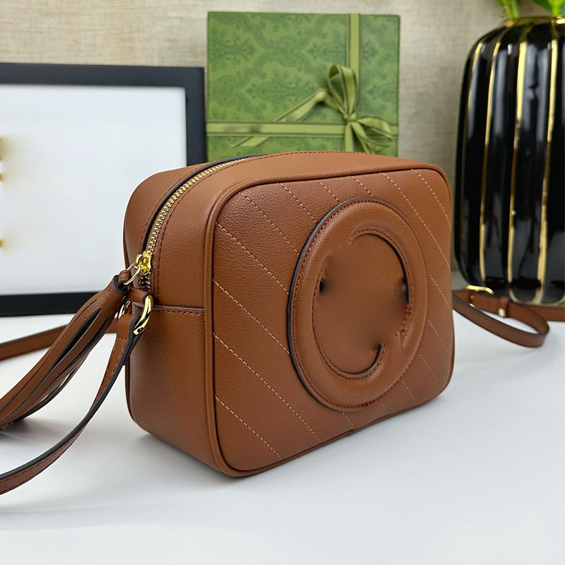 Luxury Woman Camera Bag designer läder crossbody väska mini brun plånbok handväska vintage axel totes handväska blixtlås byt mode kvinnors g messenger väska