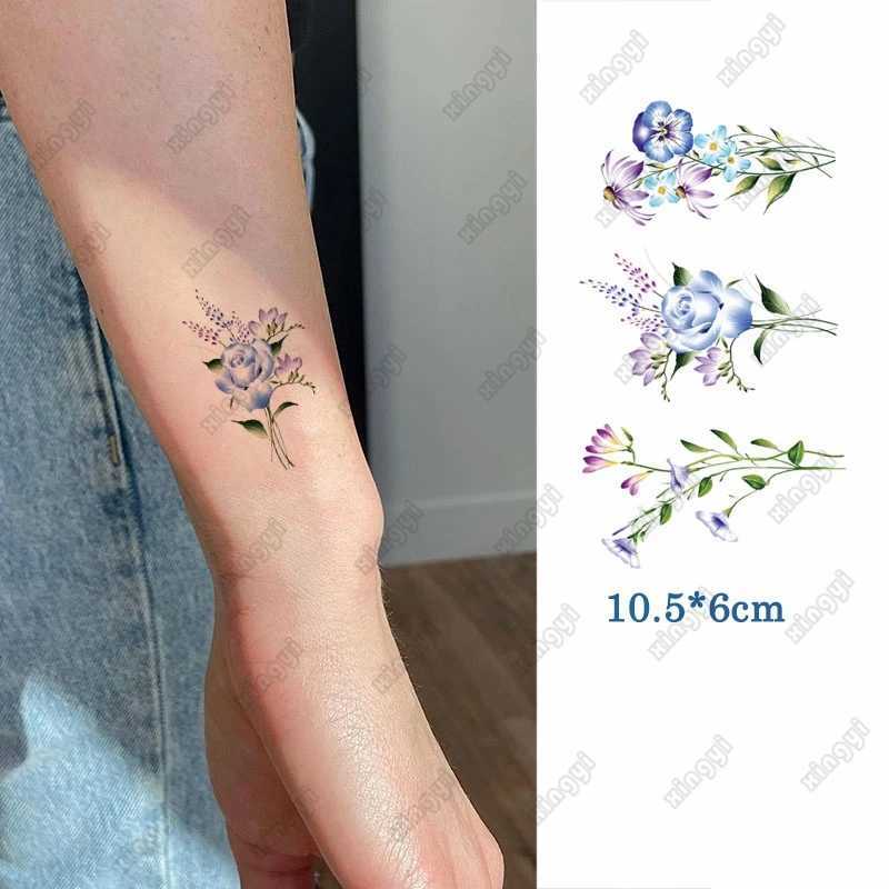 Tatueringsöverföring vattentät tillfällig tatuering klistermärke Pretty Goldfish Moon Rose Barn Arm handled vattenöverföring Fake Tatto Body Art Women Män 240427