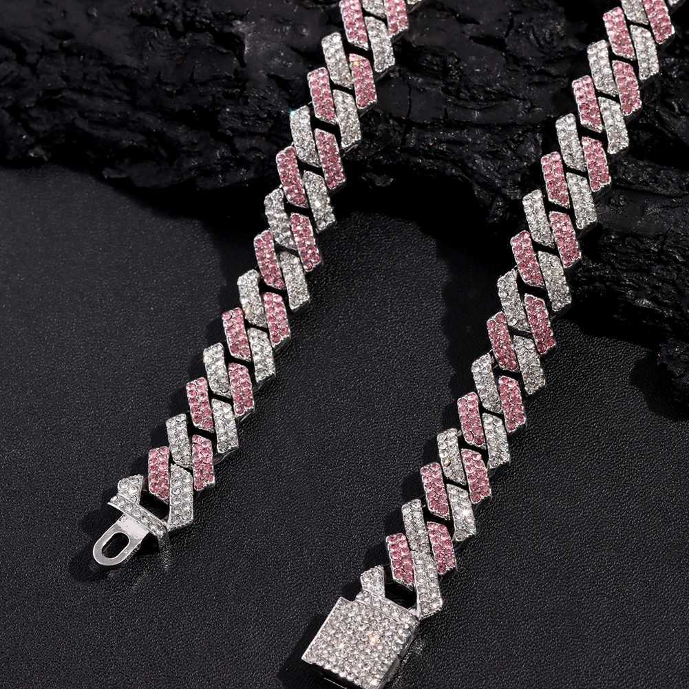 Fios Hip Hop Bling Curva de cristal rosa fêmea Feminino Colar Cuba Cubano Colar Chain Chain Colar 240424