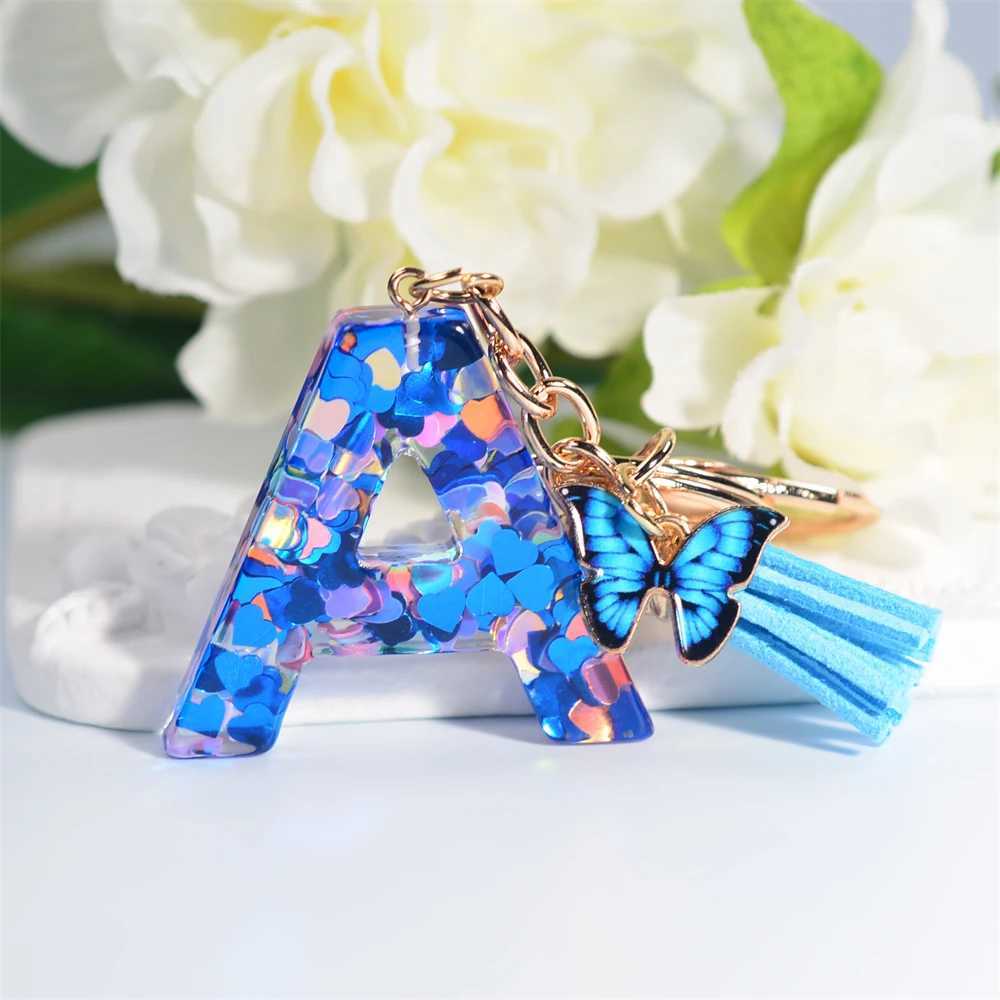 Keychains Lanyards Heart Sequin Filled 26 Letters Keychain for Women Purse Bag Decor Fashion Blue Butterfly Pendant with Key Ring Friendship Gifts