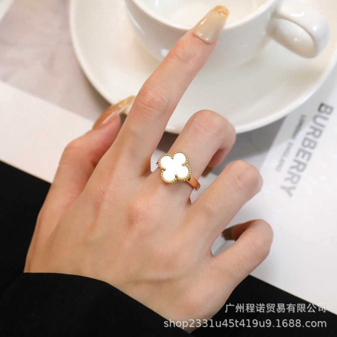 Goedkope prijs en hoogwaardige sieraden ringen goud 18K hoge ring natuurlijk wit zwart met gemeenschappelijk vnain