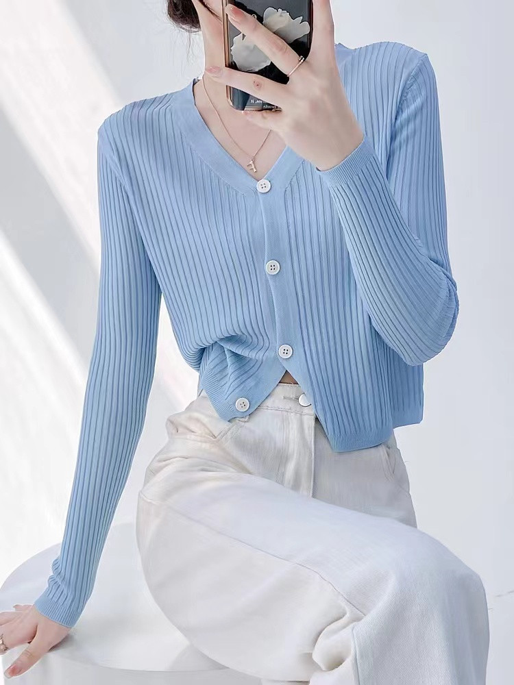 Summer Nuevo Ice Silk Cardigan Mujeres Externas de manga larga Versión coreana Camisa delgada de aire acondicionado Camiseta delgada