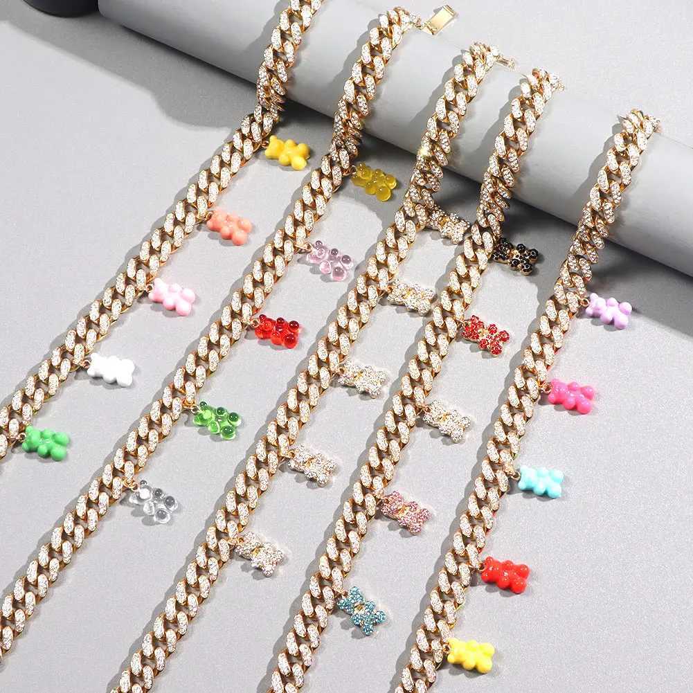 Strands Hip Hop Fashion Ice out Gum Bear Cuban Chain Necklace Womens Colored Crystal Bear Cuban Chain Necklace 240424