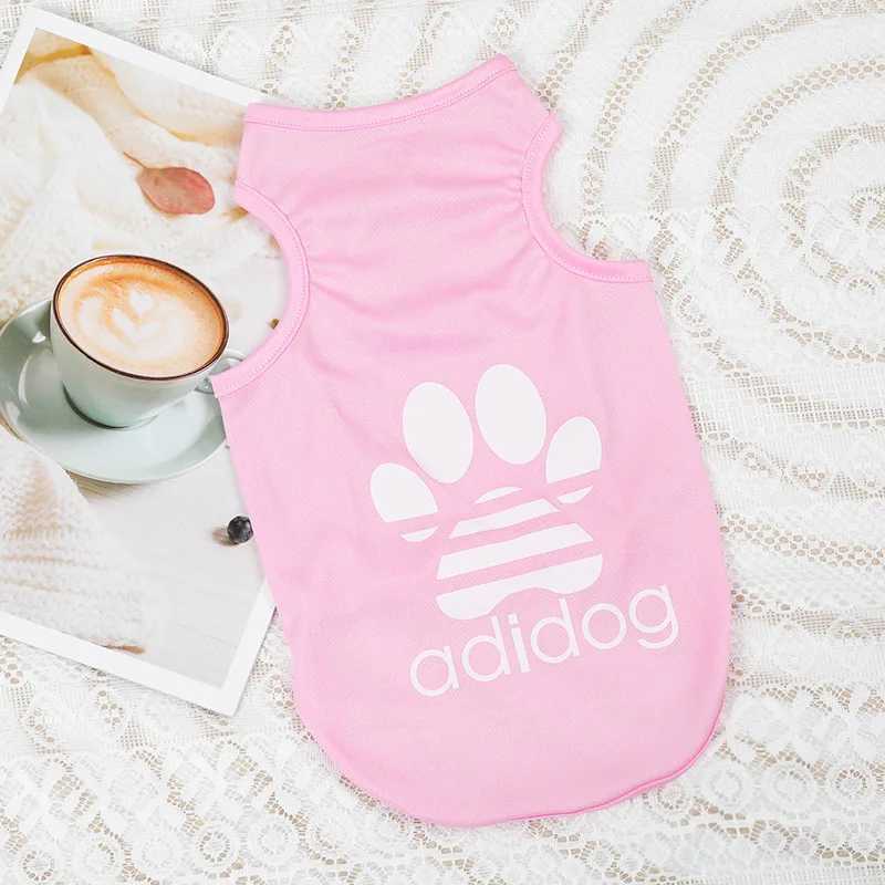 Hondenkleding Pet Dog Kleding Zomer Soft Polyester Teddy Dog Dunne tanktop Ademend en Cool Dog Cat Clothing Small Dogs T -shirt D240426