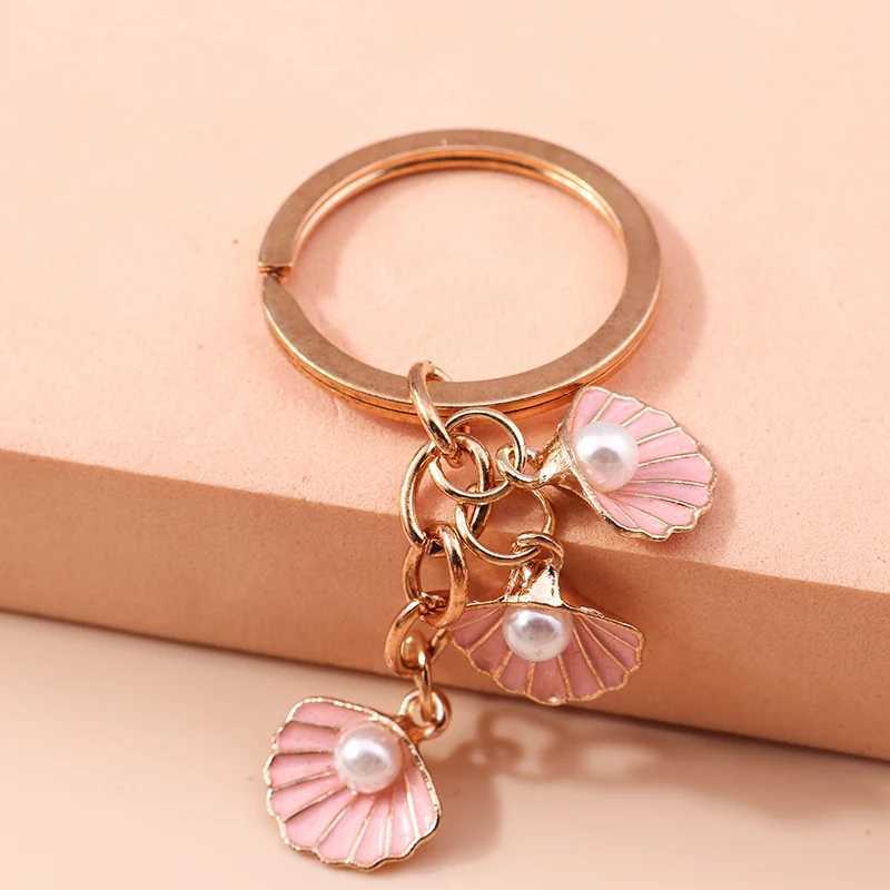 Keychains Lanyards Leuke Summer Beach Shell Charms Keychain voor autosouvenir geschenken voor vrouwelijke mannen handtas hangers sleutels diy accessoires