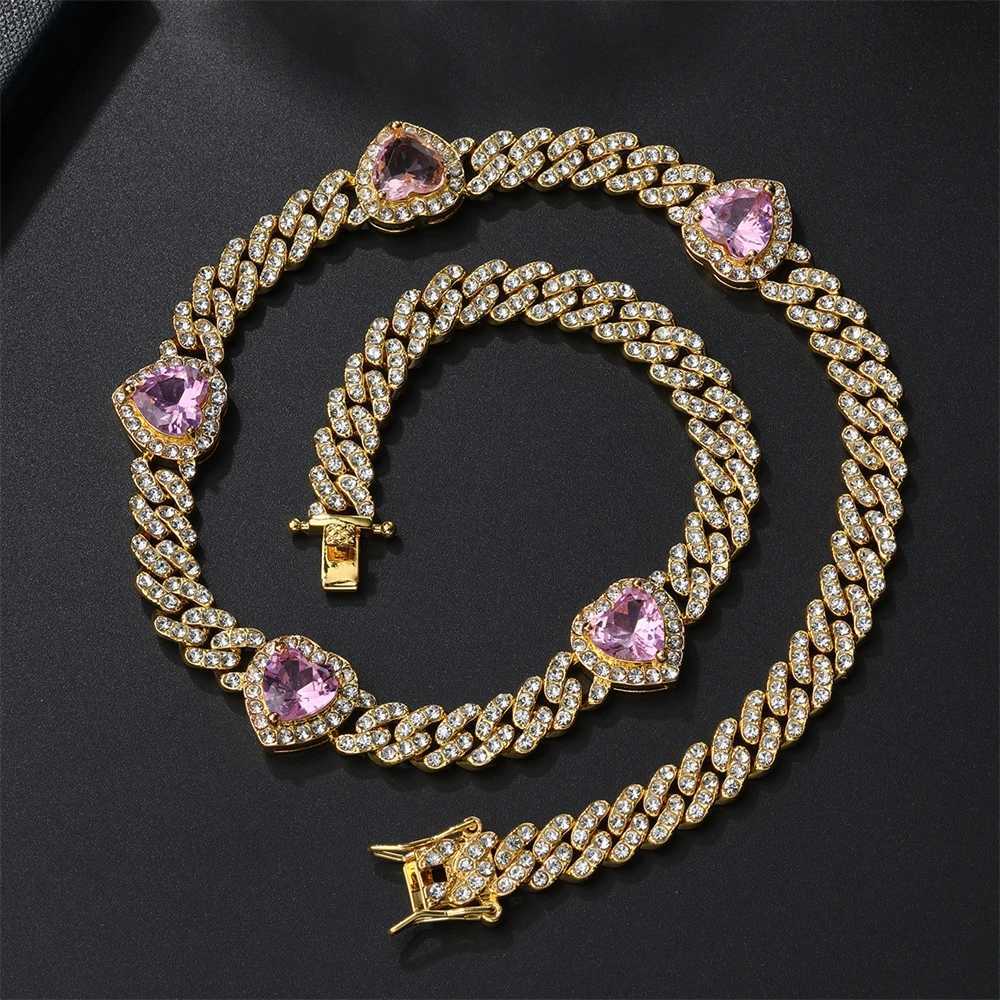 Strands 16MM Prong Cuban chain with heart-shaped ice out Rhinestone rapper necklace mens necklace womens necklace jewelry 240424