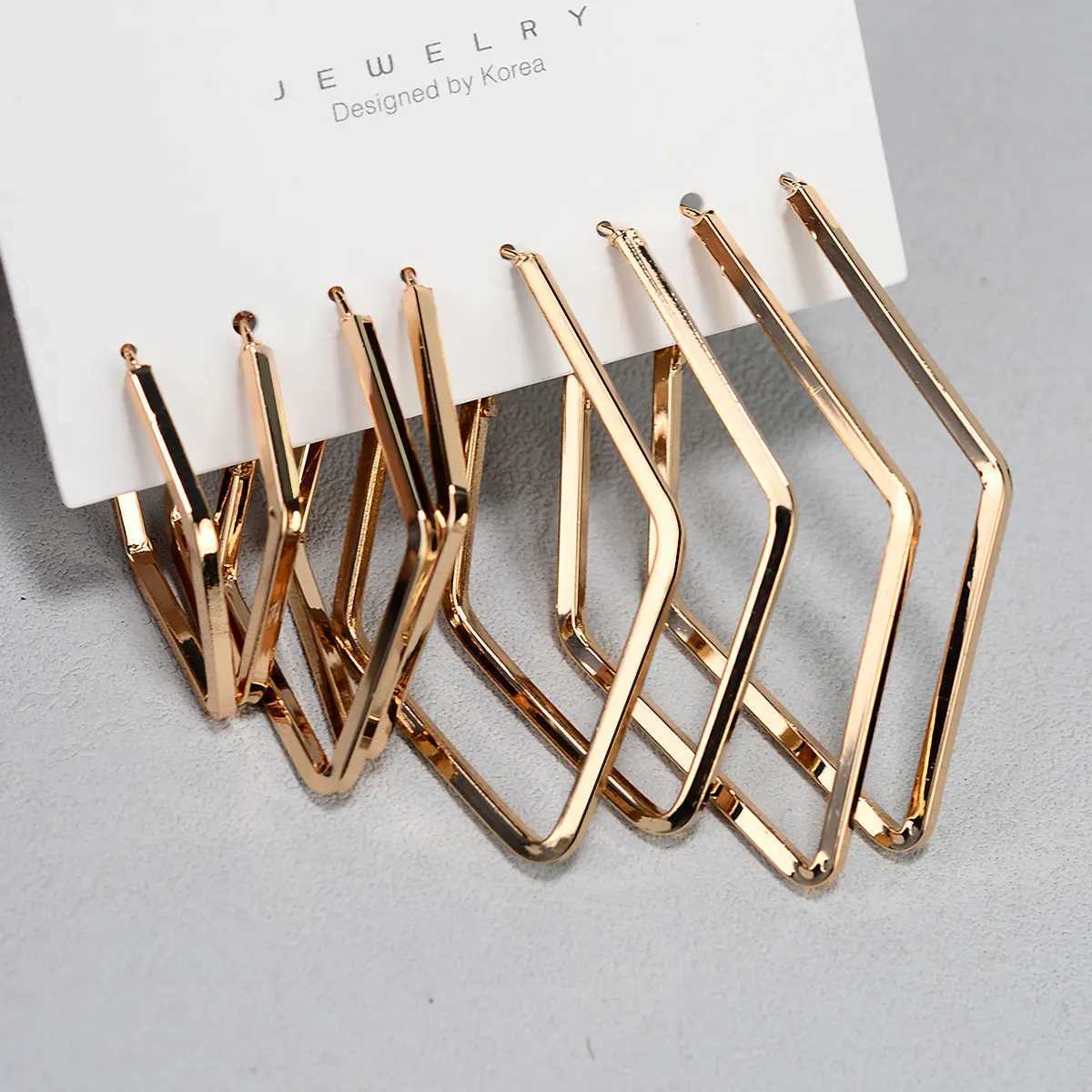 Stud 2024 Fashion Gold Color Big Square Hoop Oread Boucles pour femmes hommes exagérés en métal géométrique Rhombus Boucles d'oreilles Punk Party Bijoux