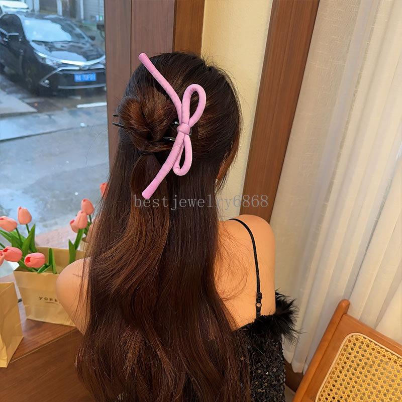 Temperamento dolce colorato con prua colorato Hairpin a forma di Ucciale capelli femminile cavioni semplici donne moderne Accessori capelli moderni